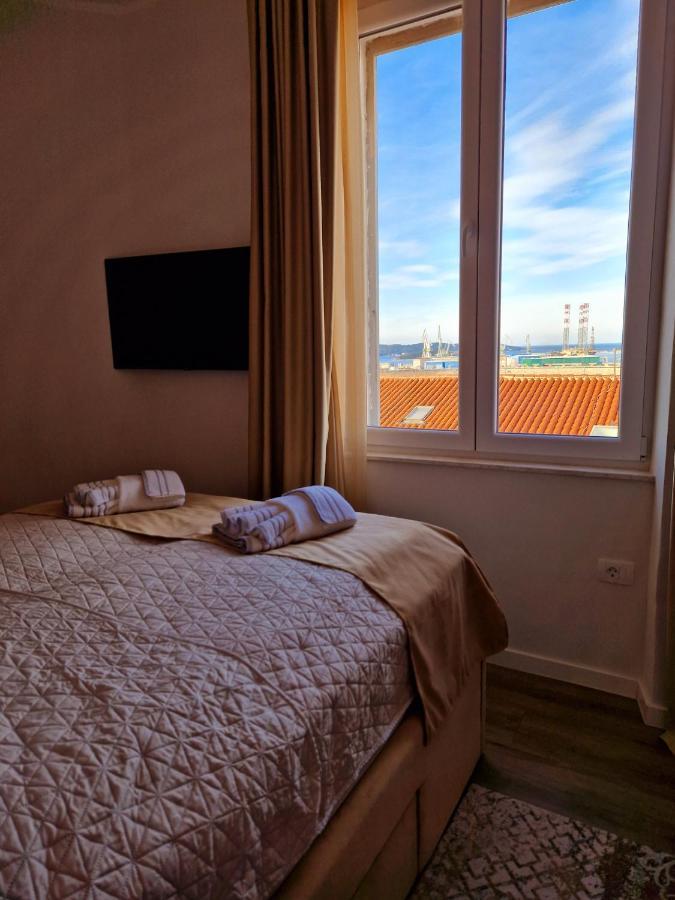 Arena Sunset, Sea Coloseum View, 2 Rooms Free Parking Пула Экстерьер фото